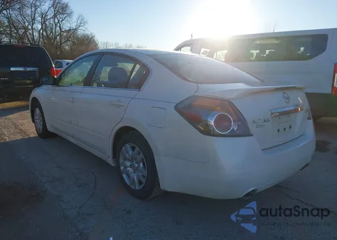 2010 Nissan Altima 2.5 S из США, поврежденный, VIN 1N4AL2AP9AN427870